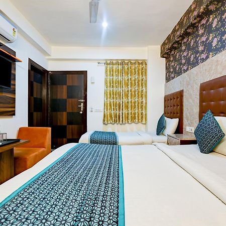 Hotel Square Plaza At Airport 뉴델리 외부 사진